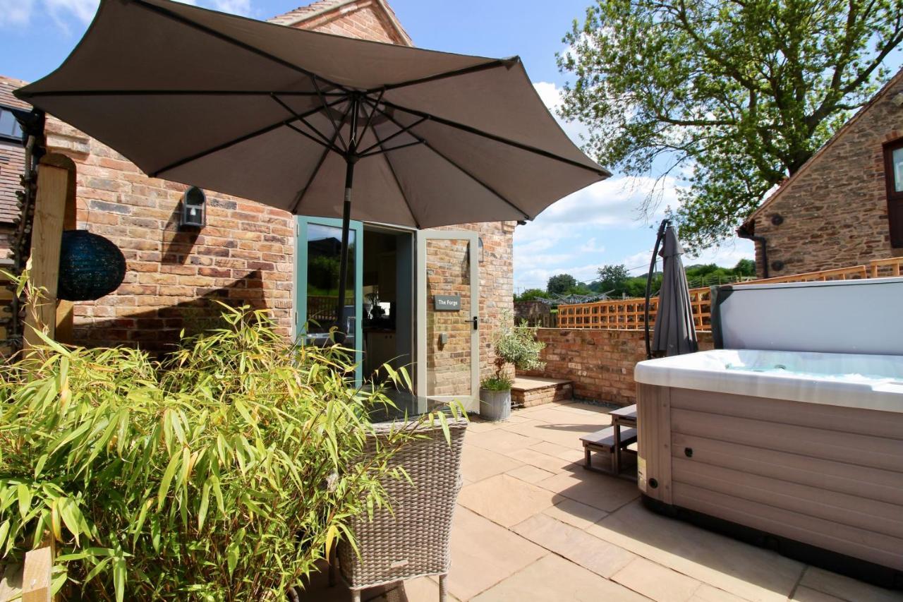 The Forge - Beautiful Contemporary Barn - Hot Tub Villa Bridgnorth Dış mekan fotoğraf